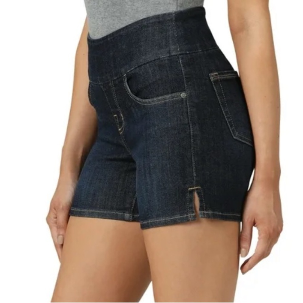 NWOT Rock & Republic Women's Denim Rx Fever Pull On Shorts